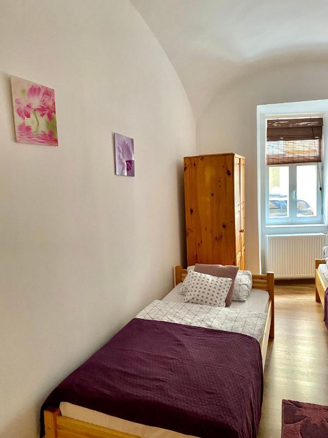Grande Familia Apartman Apartment Eger Exterior foto
