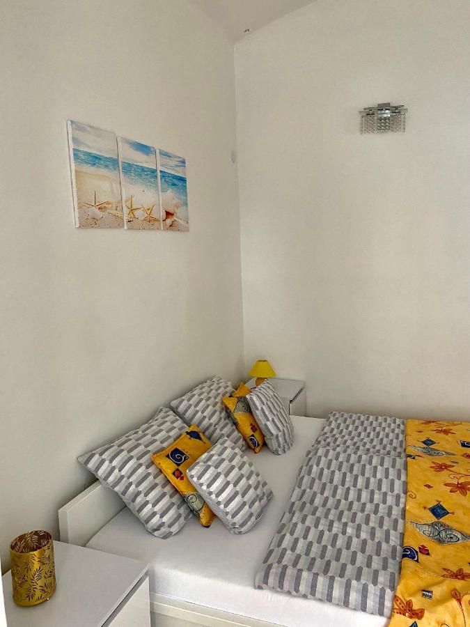 Grande Familia Apartman Apartment Eger Exterior foto